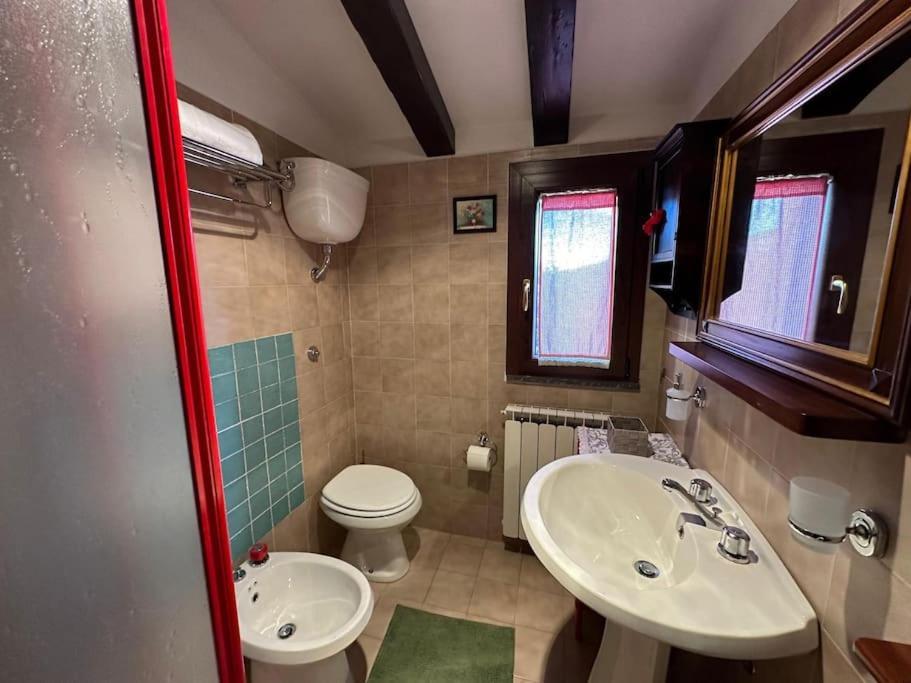 Free Parking La Bianca Neve Cottage Castel Di Sangro Exterior photo